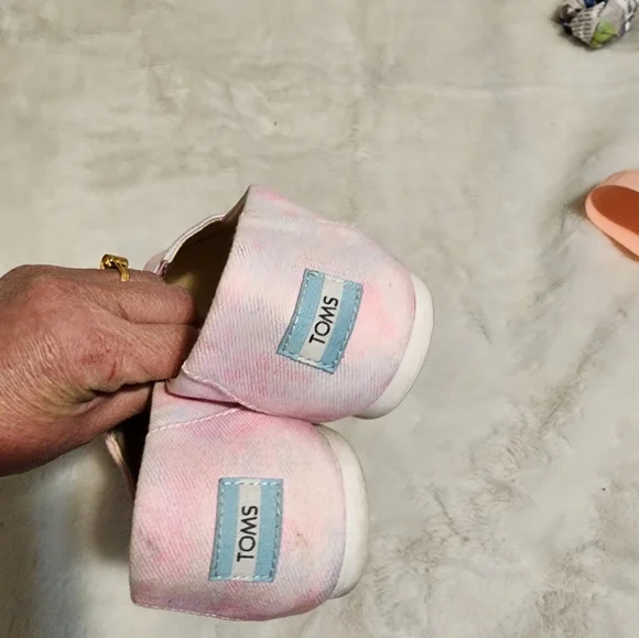 Toms shoes for women size 8.5 - Picture 4 of 6